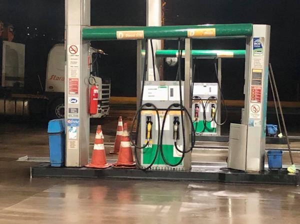 Esse é o sexto aumento no preço da gasolina e o quinto no valor do óleo diesel vendidos às distribuidoras pela Petrobras (Foto: Diones Roberto Becker)