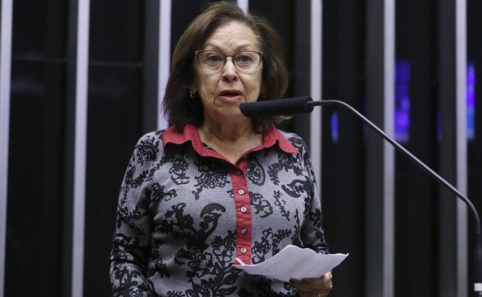 A relatora, deputada Lídice da Mata, recomendou a aprovação da proposta - (Foto: Bruno Spada/Câmara dos Deputados)