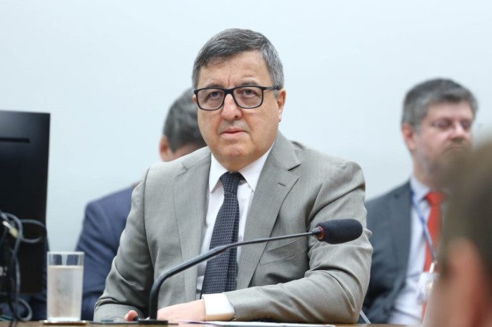 Danilo Forte: sociedade deve saber qual destino dos recursos para estados e municípios - (Foto: Vinicius Loures/Câmara dos Deputados)