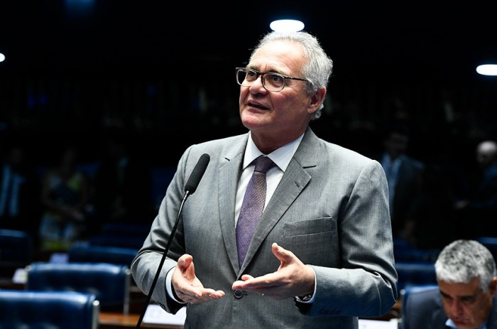 Para o relator, Renan Calheiros, empréstimo é fundamental para a modernização tributária e fiscal de Alagoas - Foto: Roque de Sá/Agência Senado