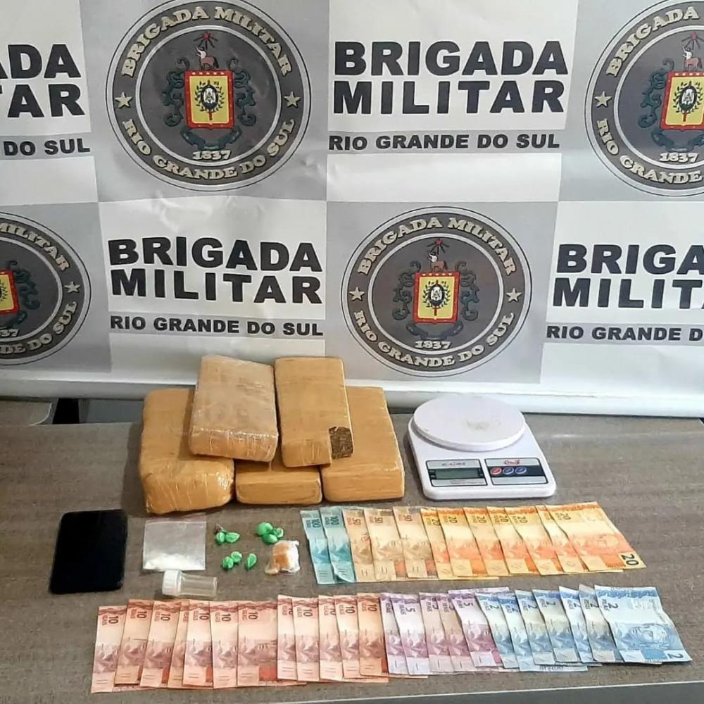 Drogas apreendidas (Foto: Brigada Militar)
