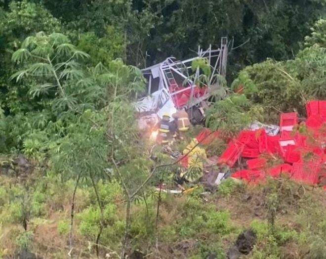 Acidente foi nas proximidades do britador, em Tenente Portela (Foto: Sandro Medeiros / Portela Online)