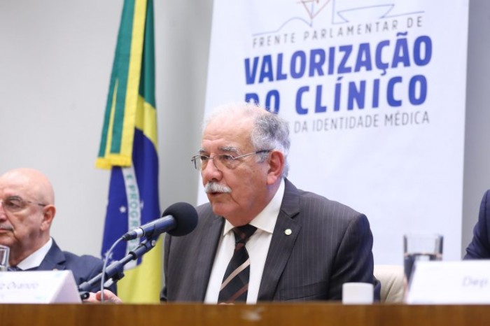 Luiz Ovando é o autor do requerimento para a audiência - (Foto: Vinicius Loures/Câmara dos Deputados)