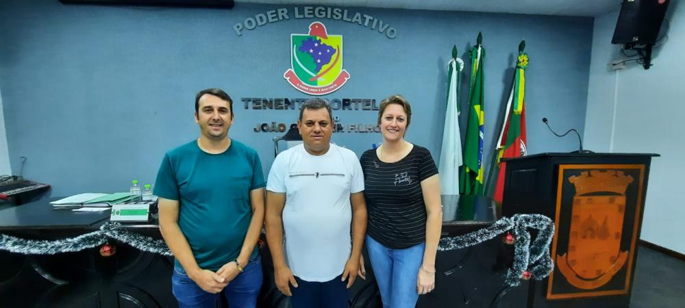 Presidente da Câmara Derli da Silva (Centro), assinou despacho arquivando a CPI (Foto: Arquivo/Divulgação)