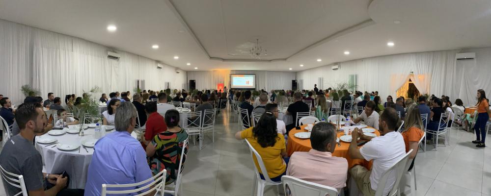 Reunião ocorreu no Centro de Eventos Mantovani (Foto: Cresol Divulgação)